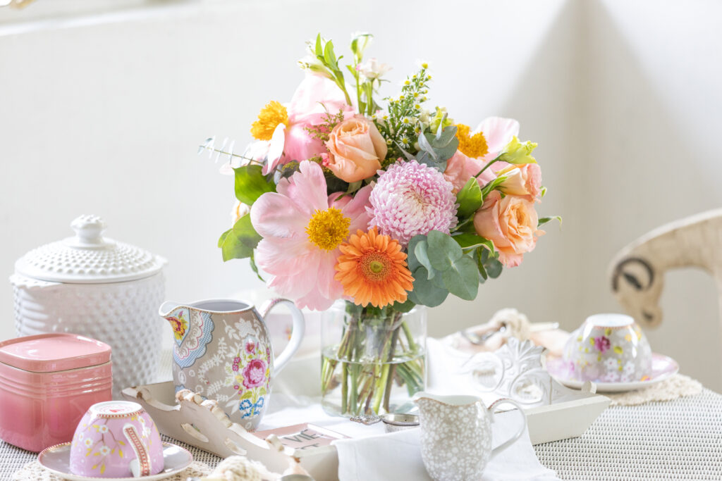 Keep Flowers Fresh During Your Holiday