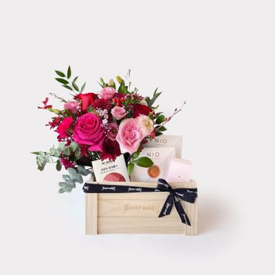 Romance Hamper Small
