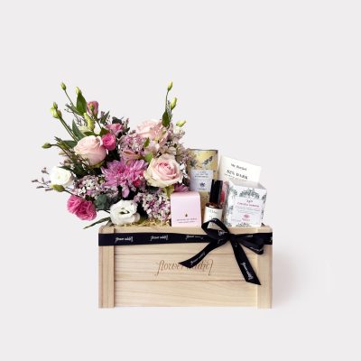 Wellness Hamper Pink Medium