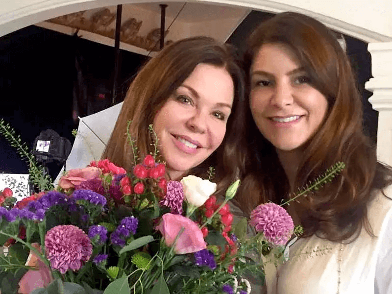 Flower Addict - Sandi Sadek and Kerry James